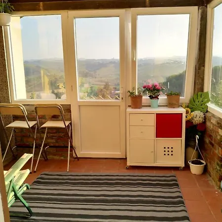 Large Secluded Villa, Fabulous Countryside Views, Beautiful Piedmonte Landscape Vila